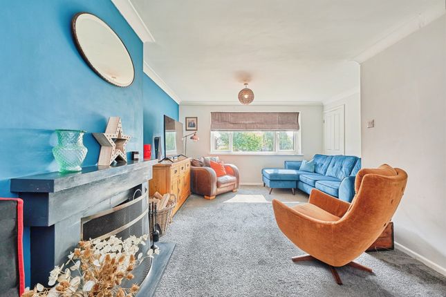 23, Shepherds Way, Saffron Walden photo 4