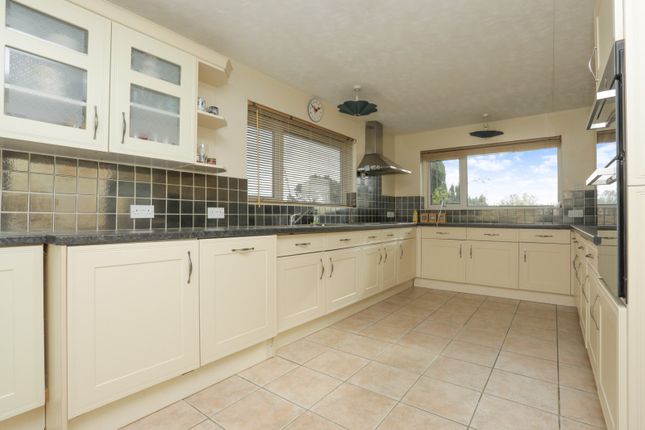 Whitehill, 23, Salisbury Road, Dover photo 3