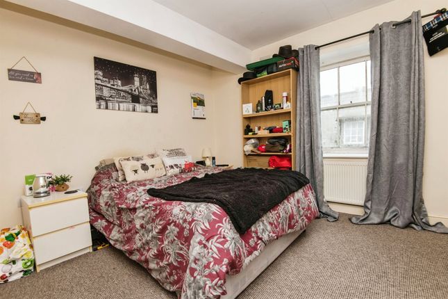 Flat for sale in Lyme Street, Axminster