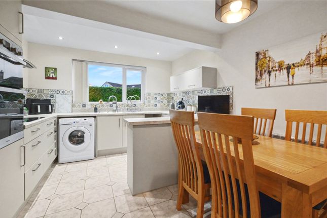 14, North Grove Drive, West Yorkshire photo 3
