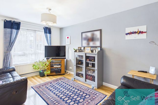 9, Wodens Avenue, Salford photo 3