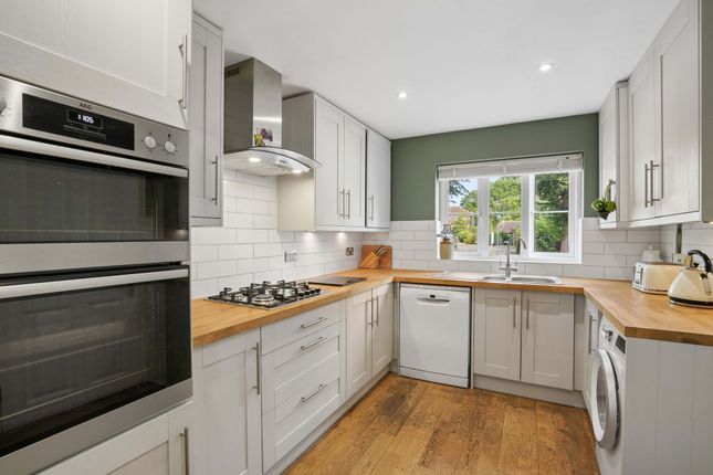 126 Caldecott Road, Abingdon photo 4