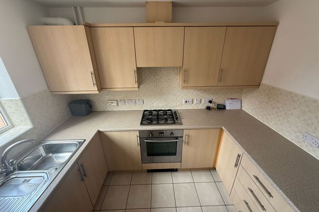 9, Wye Valley Road, Peterborough photo 4