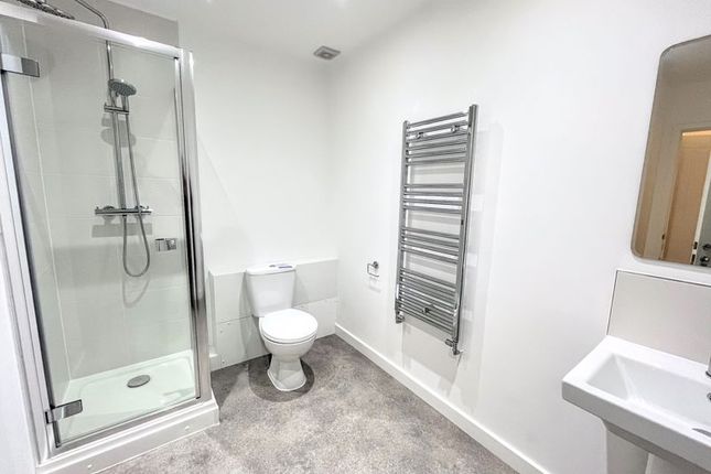 Flat 4, Tring House, High Street, Tring photo 4