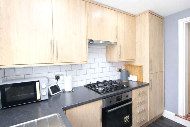 40, Flaxton Road, Plumstead Common photo 4