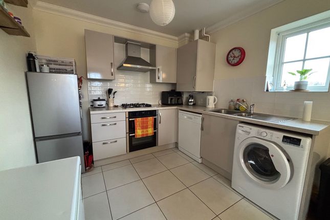 26 Quarry Avenue, Ipswich photo 3