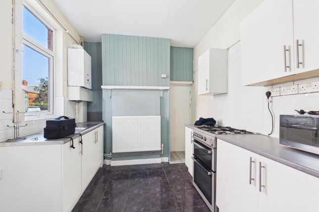 36, Queensland Avenue, Coventry photo 3