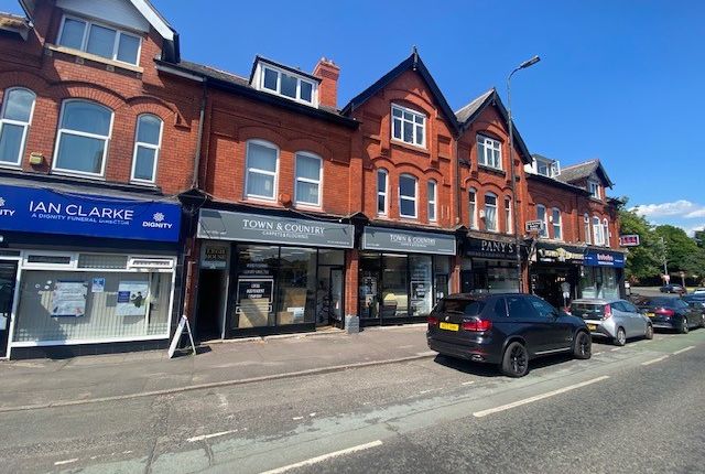Office to let in Northenden Road, Sale