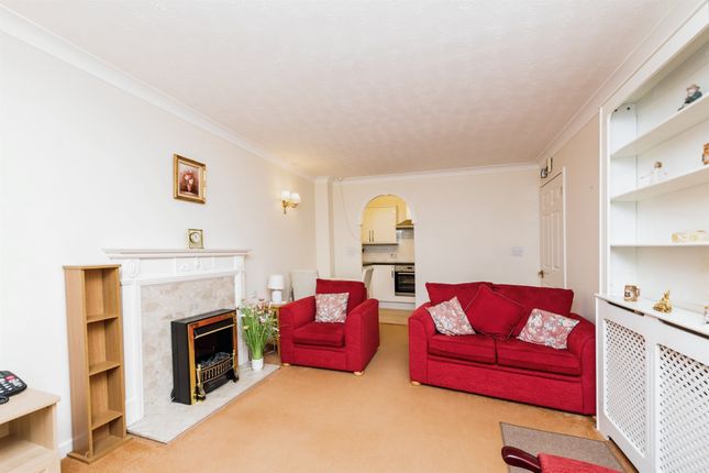 Flat for sale in Midland Drive, Sutton Coldfield