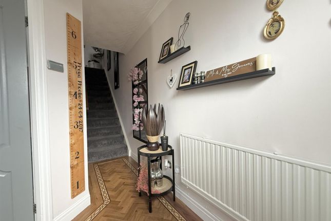 33, Bracknell Road, Stockton-On-Tees photo 2