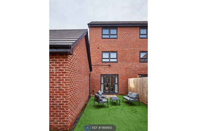Semi-detached house to rent in Turnstone View, Coventry