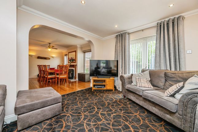 81, Audley Drive, Kidderminster photo 3