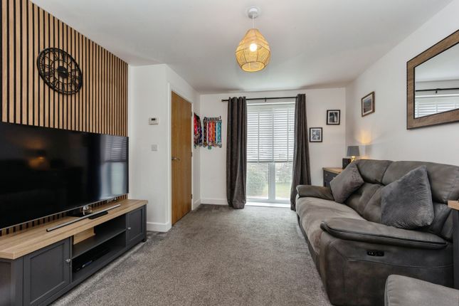 153, Oak Road, Lancashire photo 4