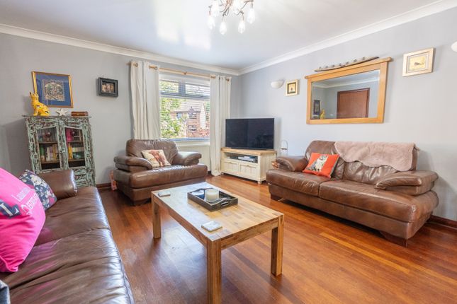 30 Neptune Way, Bellshill photo 4