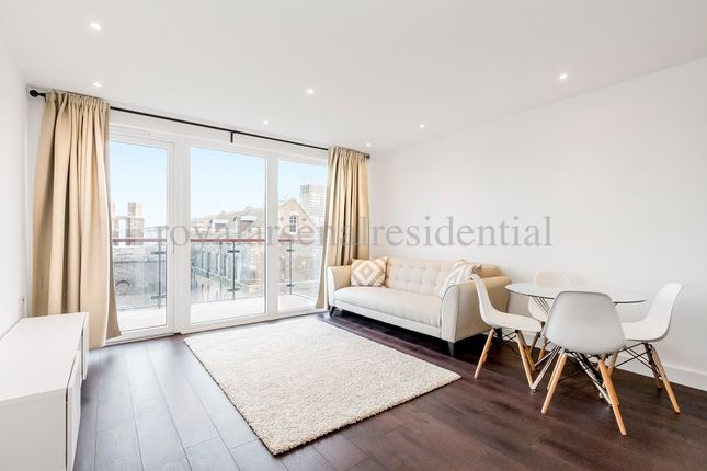 Flat for sale in Imperial Building, Duke Of Wellington Avenue, Royal Arsenal
