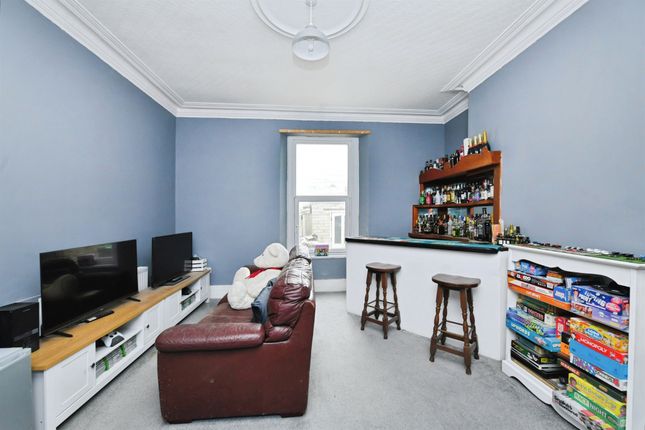 39, Lisson Grove, Plymouth photo 4