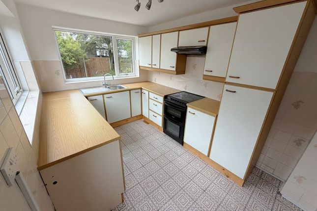 19, Ullswater Avenue, Thornton Cleveleys photo 2
