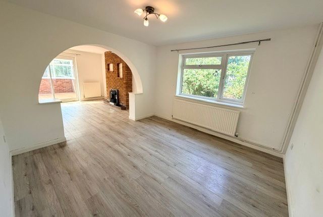 5, Beech Road, DOWNHAM MARKET photo 2