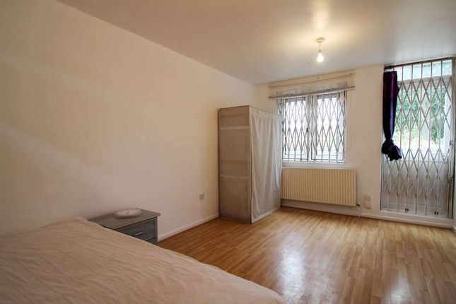 Flat for sale in Vaynour House, Williamson Street, Holloway
