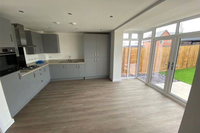 60, Whittle Way, Gloucester photo 2