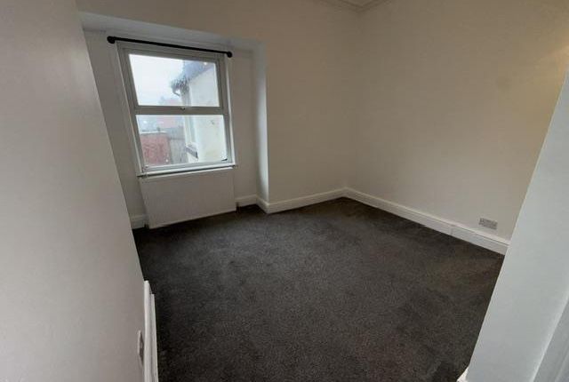 1386, Ashton Old Road, Manchester photo 4