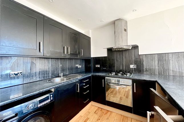 Flat 8, Clayton House, 33, Bath Lane, Tyne and Wear photo 4