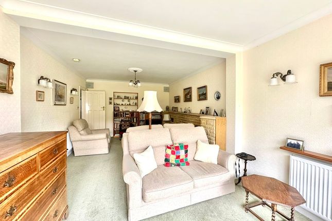 61, Lower Hill Road, Epsom photo 3