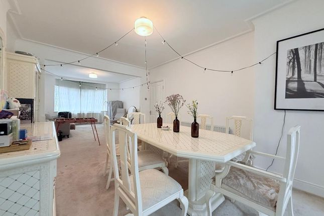 45, Bowes Road, London photo 4