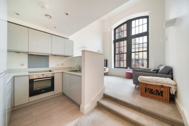 Flat 21, The Old School House, 5, Victoria Gardens, Leeds photo 2