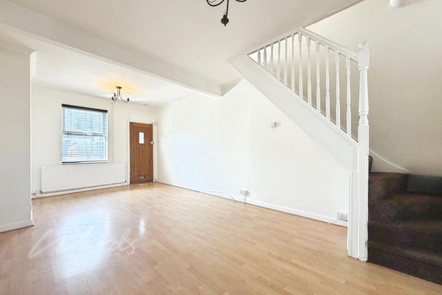 114, St. Vincents Road, Dartford photo 2