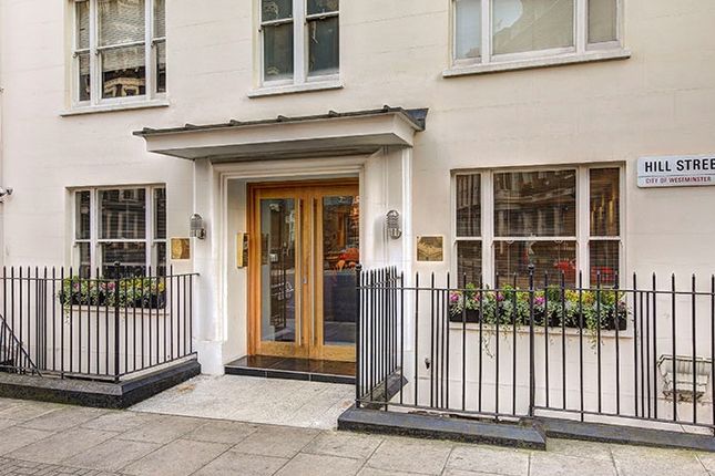Flat to rent in Hill Street, Mayfair, London