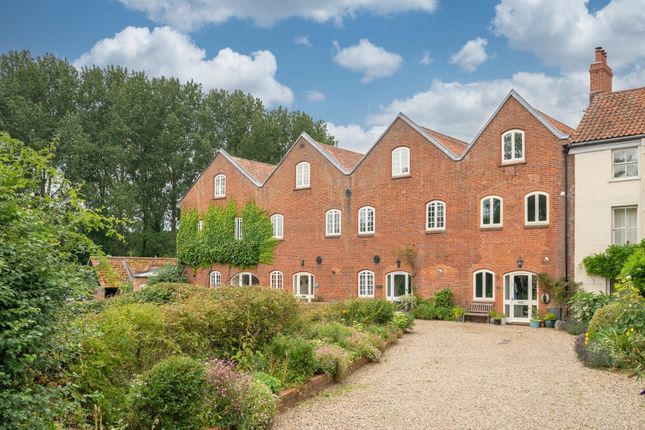 Thumbnail Mews house for sale in Harts Lane, Bawburgh, Norwich