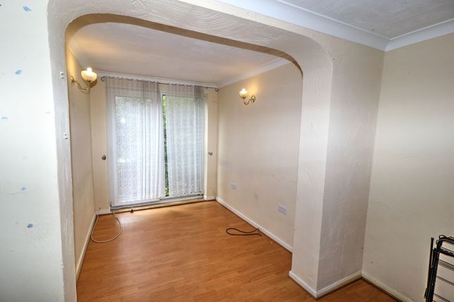 28, Patterdale Road, Manchester photo 4