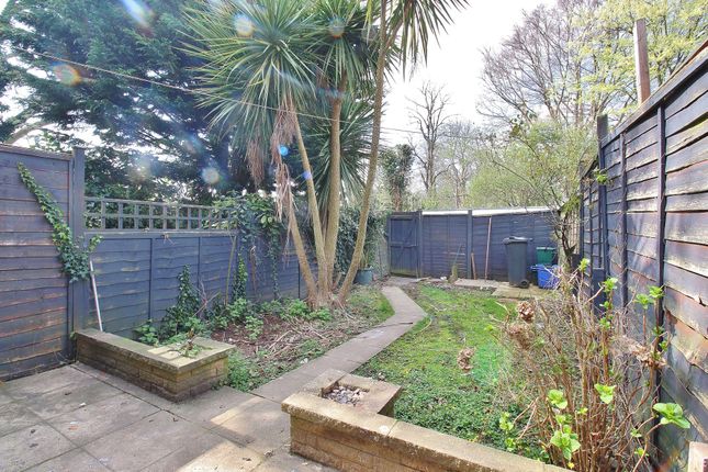 134 Wheatlands, Hounslow photo 3
