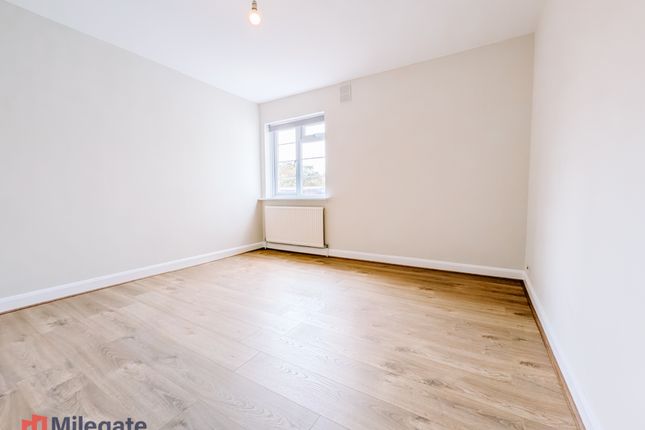 Flat 43 Blakewood Court, Anerley Park, Greater London photo 3