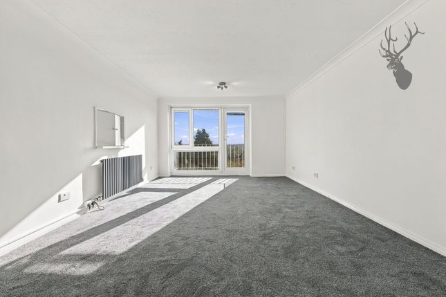 Flat 35, Greenhill High Road, Buckhurst Hill photo 4