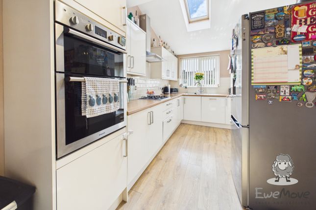 30, Ecclesfield Road, St. Helens photo 4