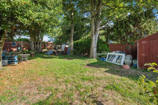 22, Common View, Letchworth Garden City photo 2