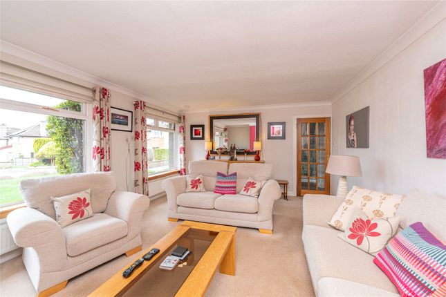 16, Muir Wood Grove, Currie photo 4