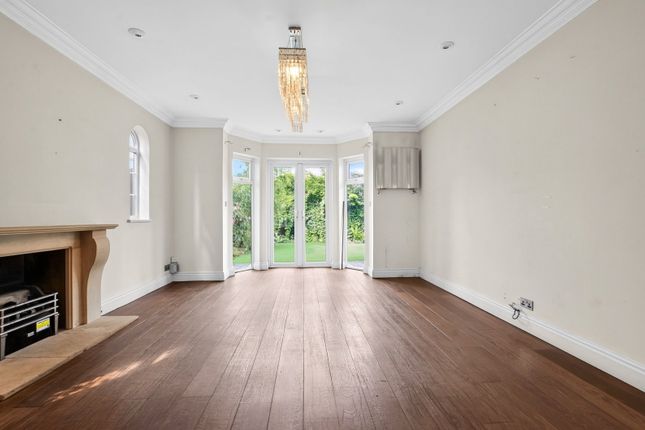 49, Hermitage Lane, London photo 2