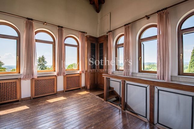 Ch&acirc;teau for sale in Via Porta Ser Bele, Conegliano, Veneto