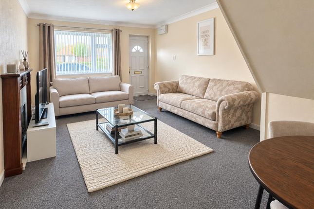 5, Berneshaw Close, Corby photo 2