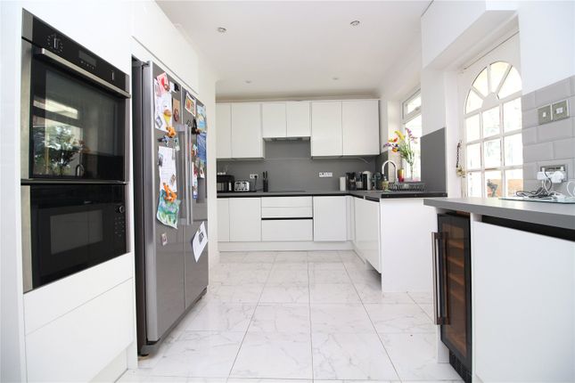 34, Sky End Lane, Hordle photo 2