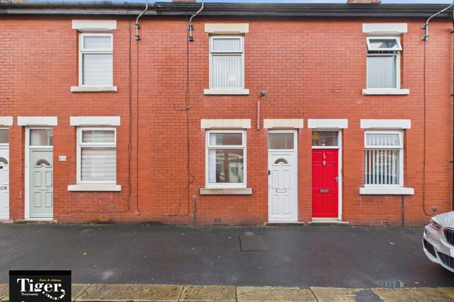 Cam03440G0-Pr0445-Still002