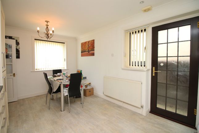 2, The Chase, Thornton-Cleveleys photo 4