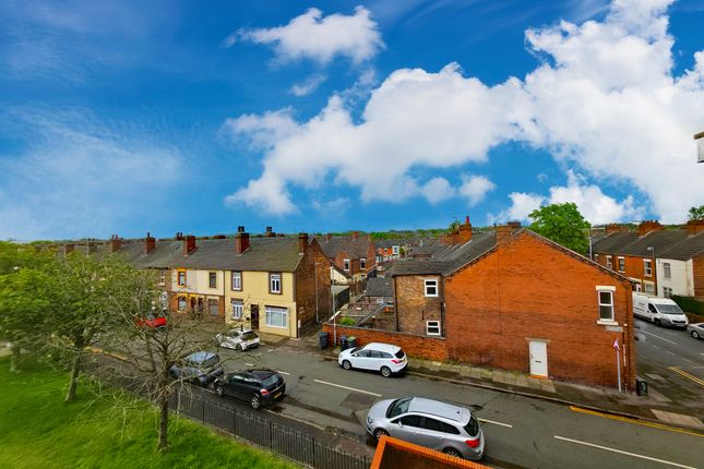 Flat 8, The Place, 72-74 Corporation Street, Stoke-on-Trent photo 4