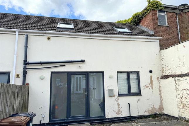 Terraced house for sale in Albany Street, Lincoln