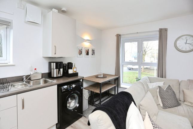 Apartment 9, Pennine Court, 39, Belmont Way, Stockport photo 3