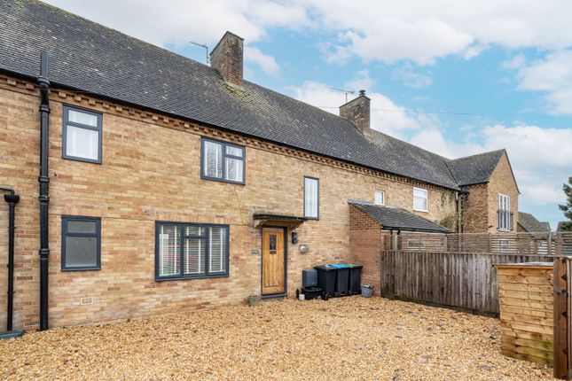 36 Shipton Road 0030