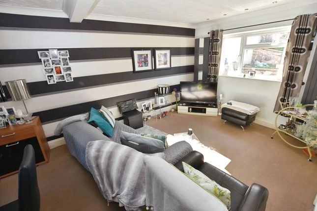 31, Jubilee Road, NEWTON ABBOT photo 4